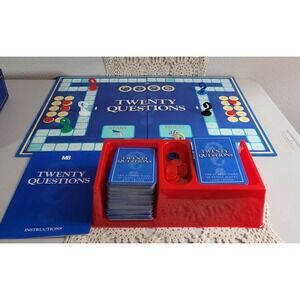 Twenty Questions The Game of People, Places, Things & Years MB Vintage 1988